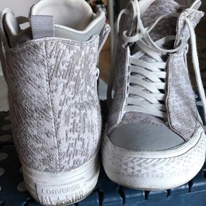 Tennis shoes converse